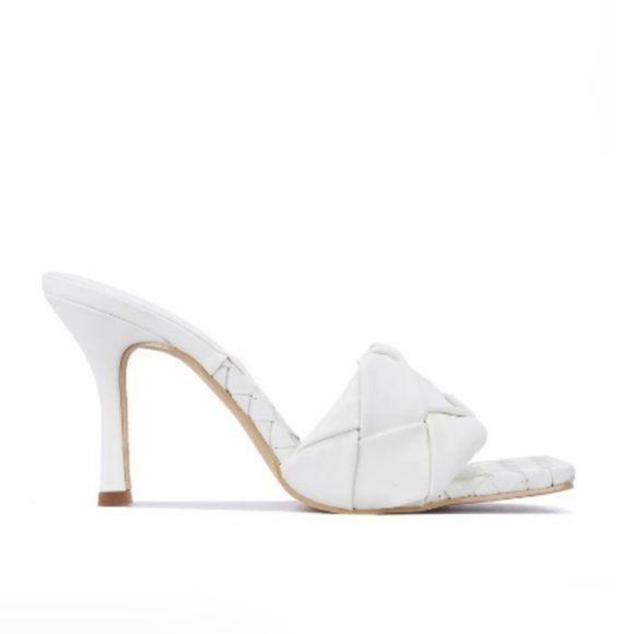 !! EXCLUSIVE !! Square Toe Braided Mule in White - Picture 4 of 9